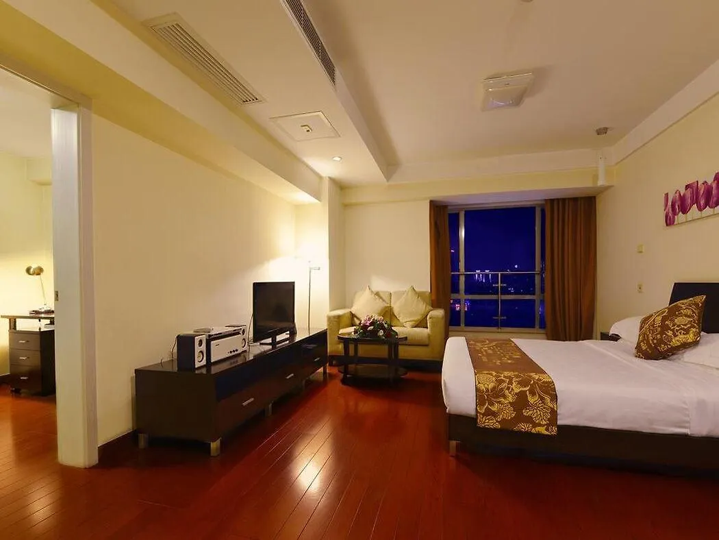 Kingtown Hotel Hongqiao Shanghai 4*,