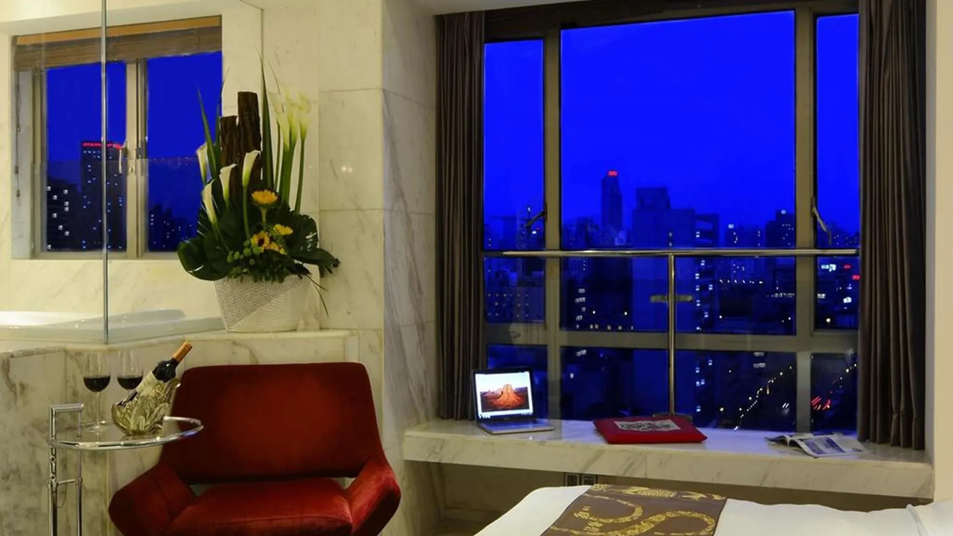 ****  Kingtown Hotel Hongqiao Shanghai China